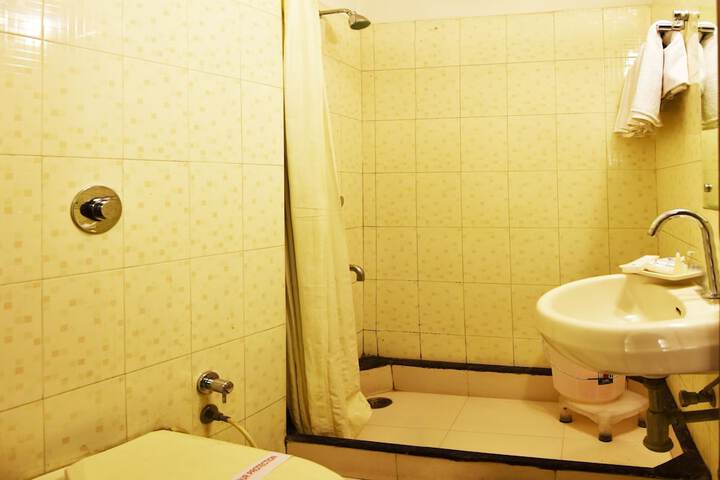 Room 20 of 29