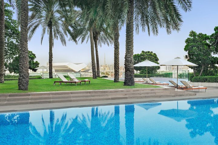 Hotel with Pool