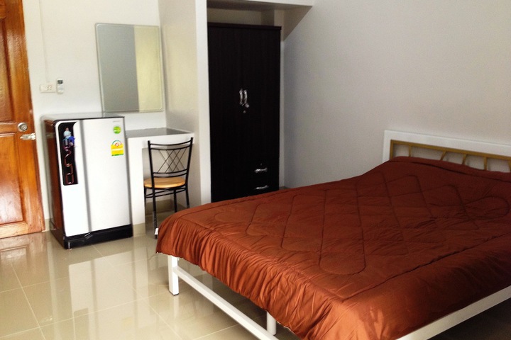 Room 2 of 23