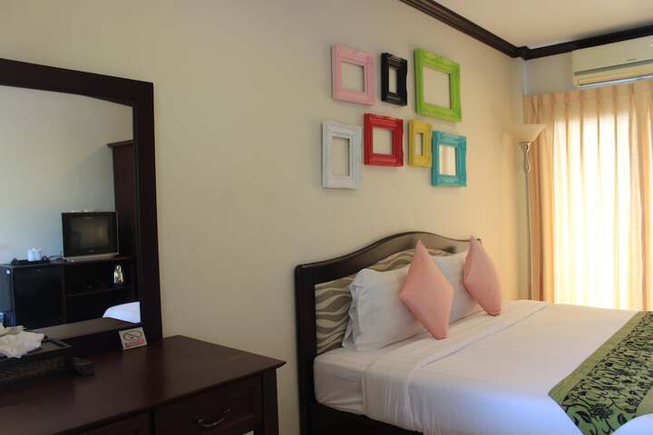 Room 4 of 54