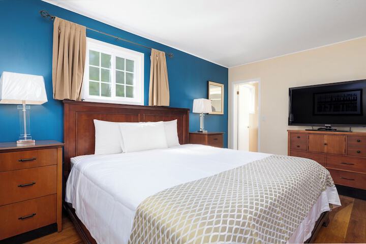 Room 37 of 60