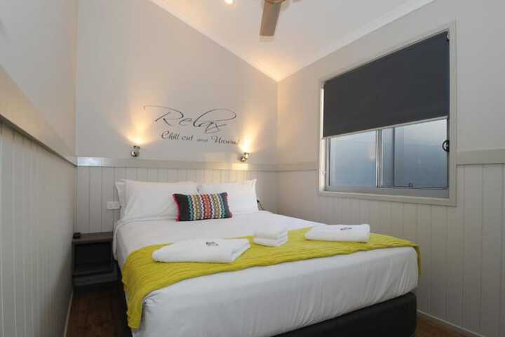Room 20 of 204