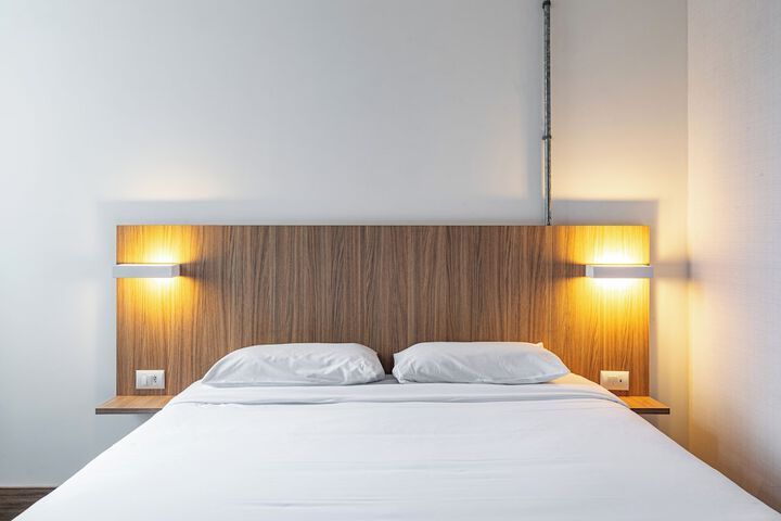 Room 15 of 24