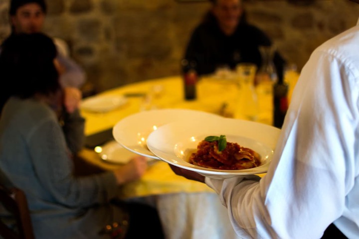 Dining 27 of 45