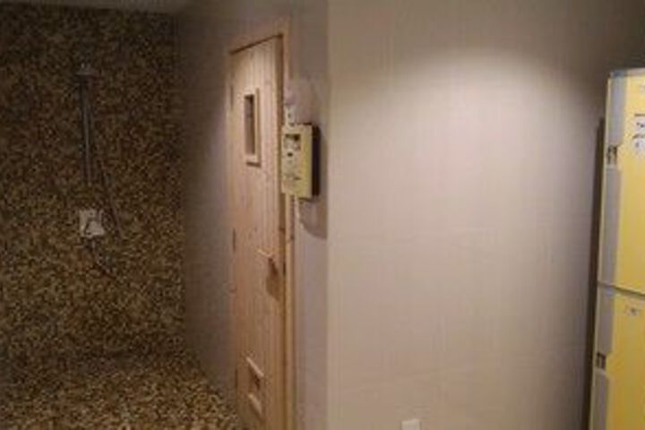 Room 56 of 58
