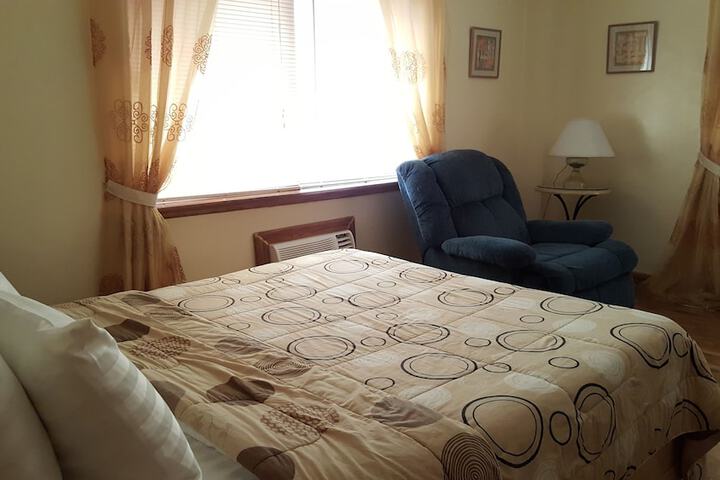Room 11 of 40