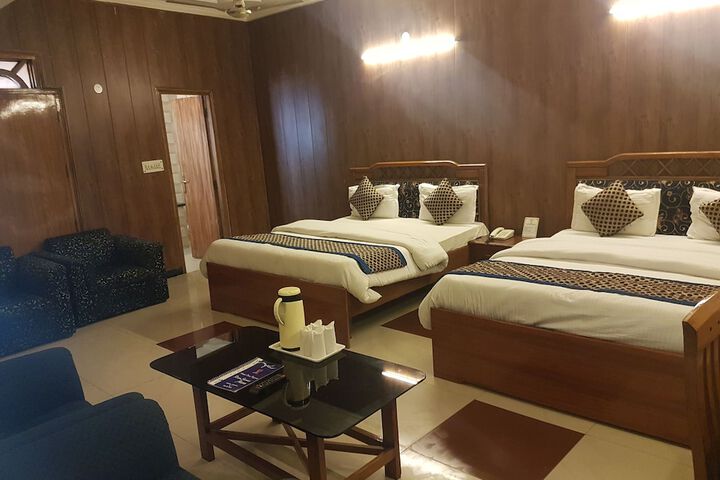 Room 15 of 30