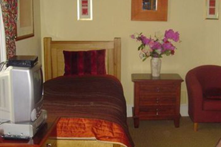 Room 15 of 22