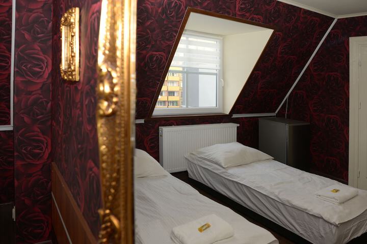 Room 34 of 57