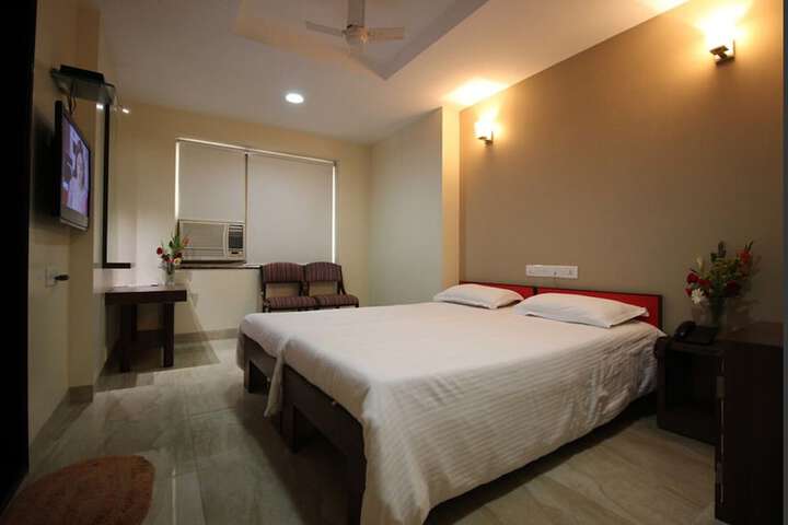 Room 5 of 23