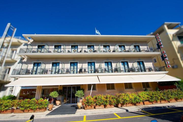 Hotel 37 of 39