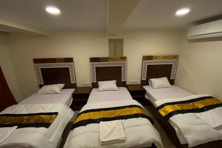Room 3 of 31