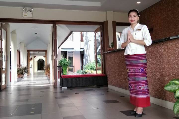 Hotel Lobby