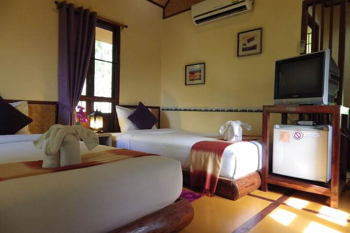 Room 10 of 133