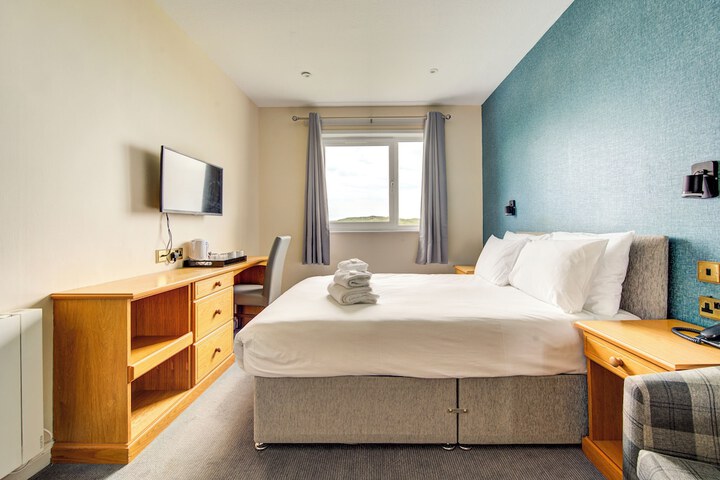 Room 30 of 105
