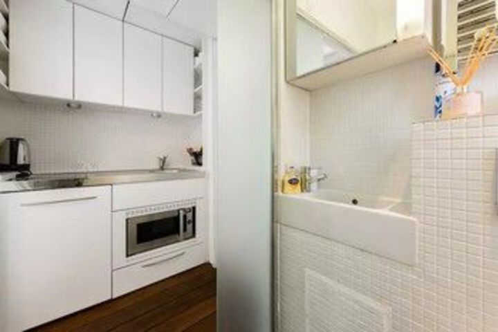 Room 14 of 23