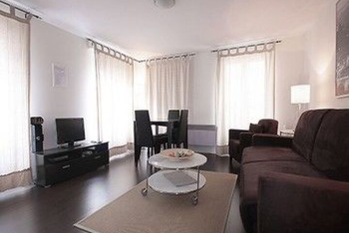 Room 48 of 71