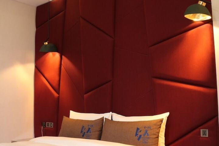 Room 25 of 67