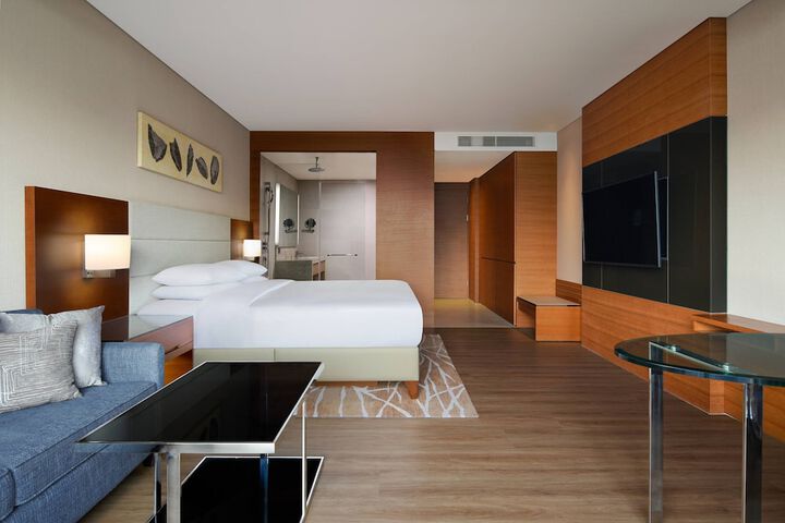 Room 11 of 75