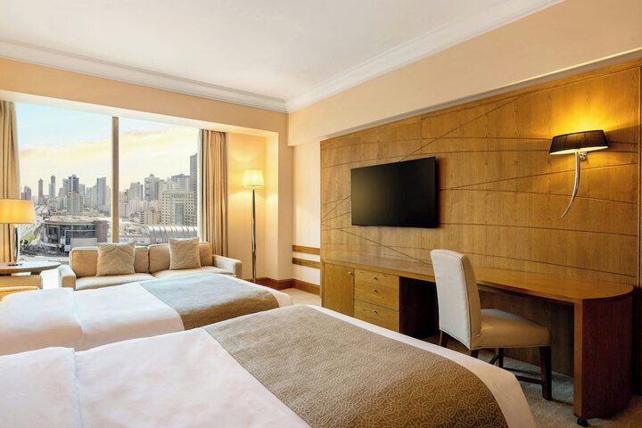 Room 38 of 152