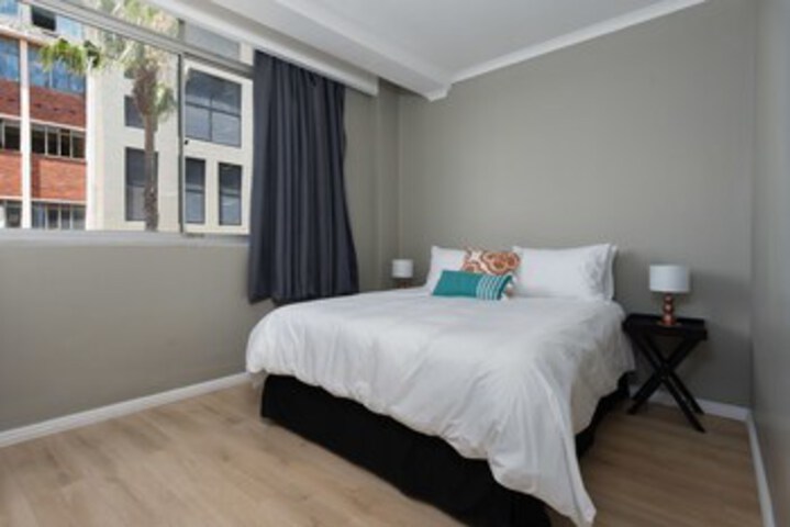 Room 15 of 19