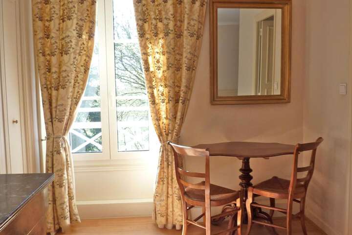 Room 21 of 35