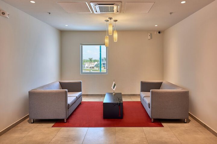 Guest Lobby