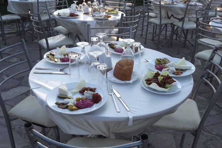 Dining 53 of 72