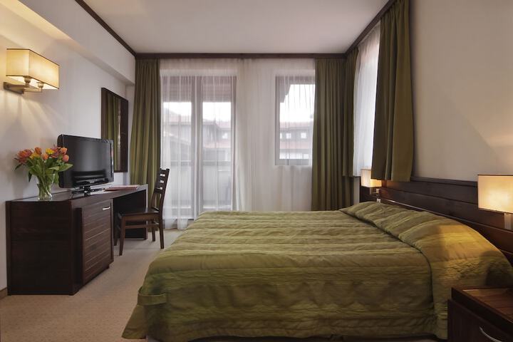 Room 14 of 54