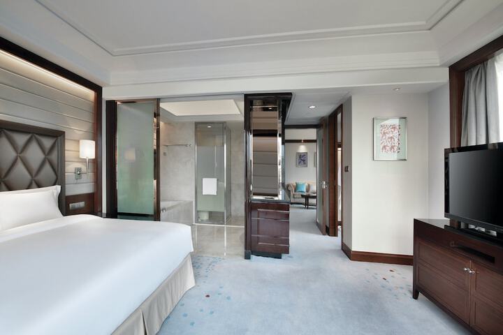 Room 15 of 75