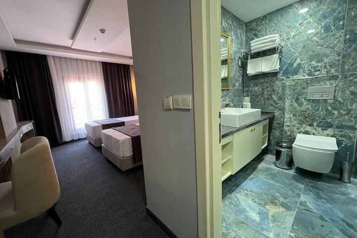 Room 38 of 51