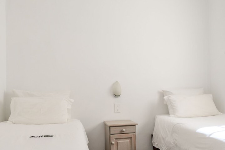 Room 17 of 110