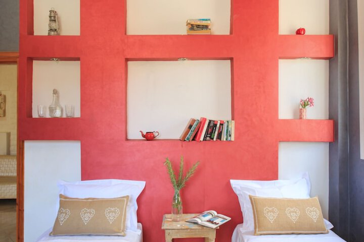 Room 2 of 14
