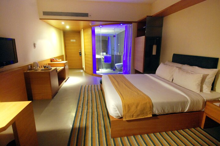 Room 37 of 125