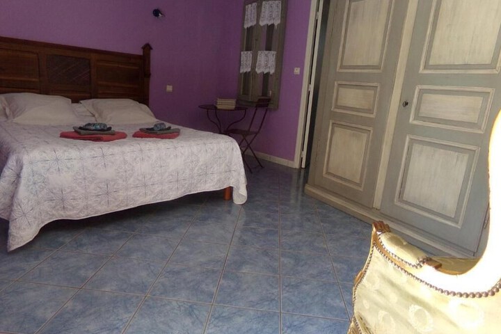 Room 10 of 62