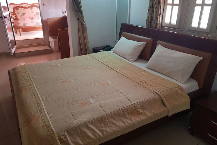 Room 49 of 130
