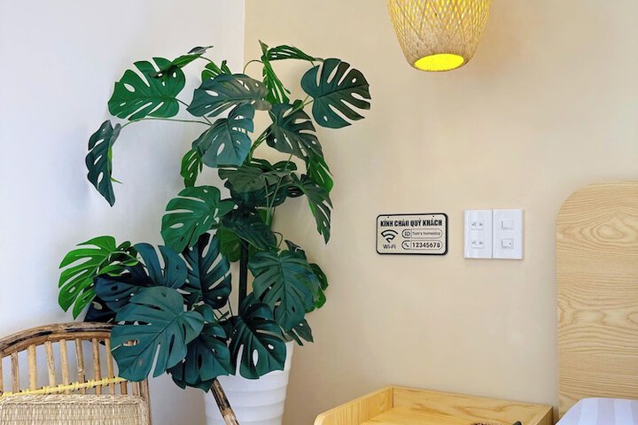 Room 27 of 63