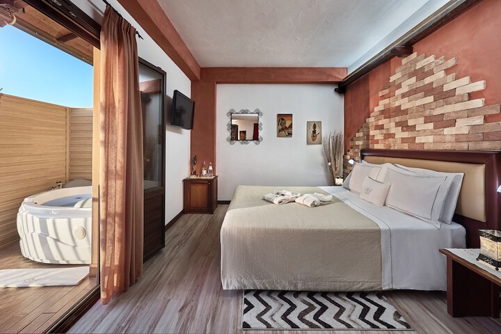 Room 7 of 35