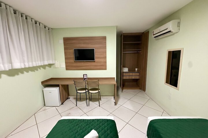 Room 7 of 26