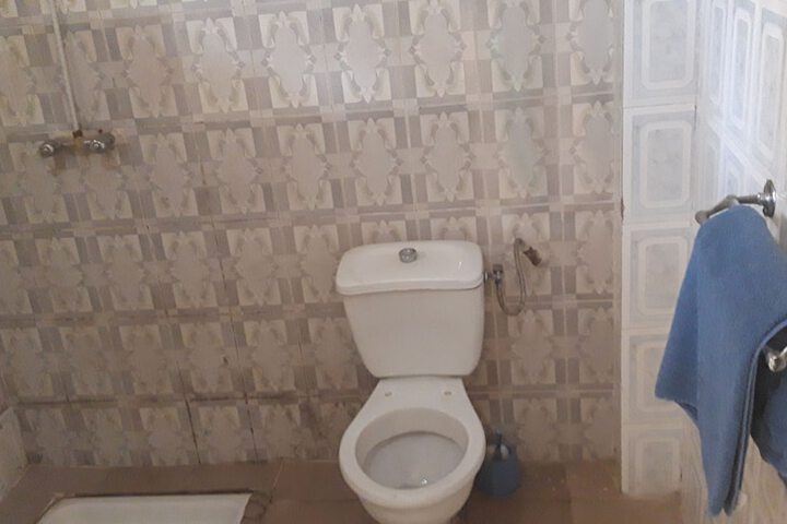 Room 32 of 54