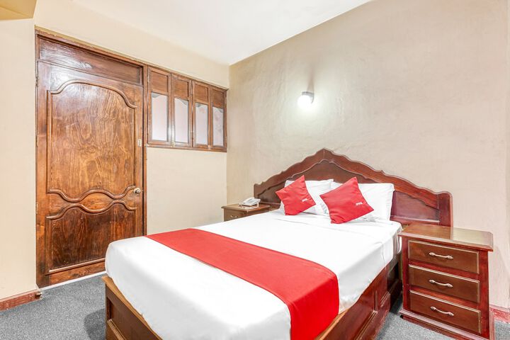 Room 15 of 23