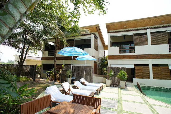 Sundeck