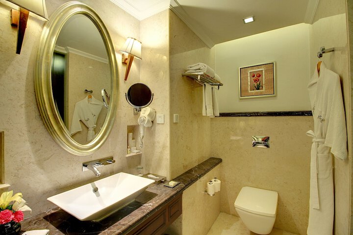 Clean Restrooms