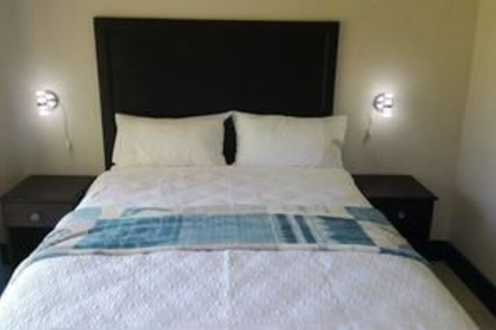 Room 9 of 22