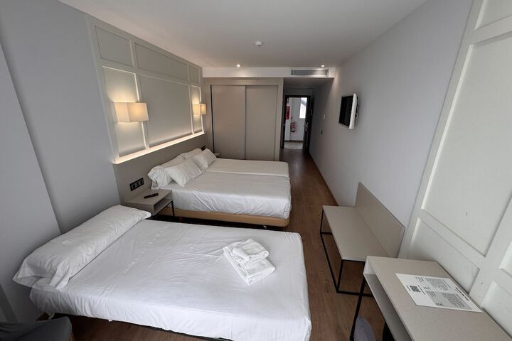 Room 16 of 57