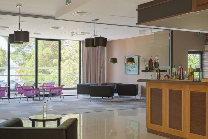 Hotel Lobby