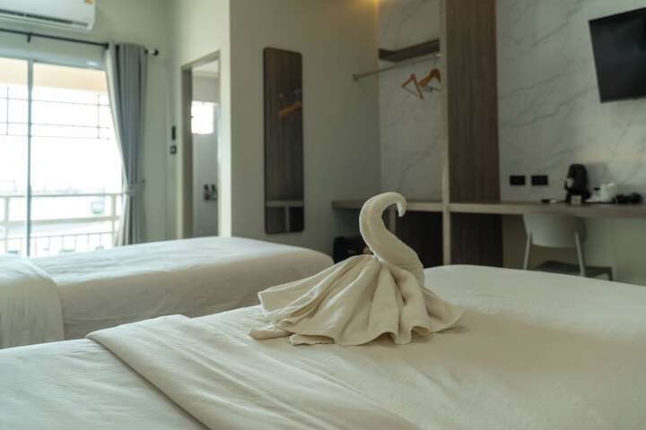 Room 28 of 52