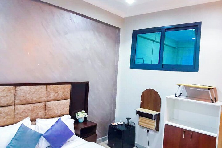 Room 82 of 133