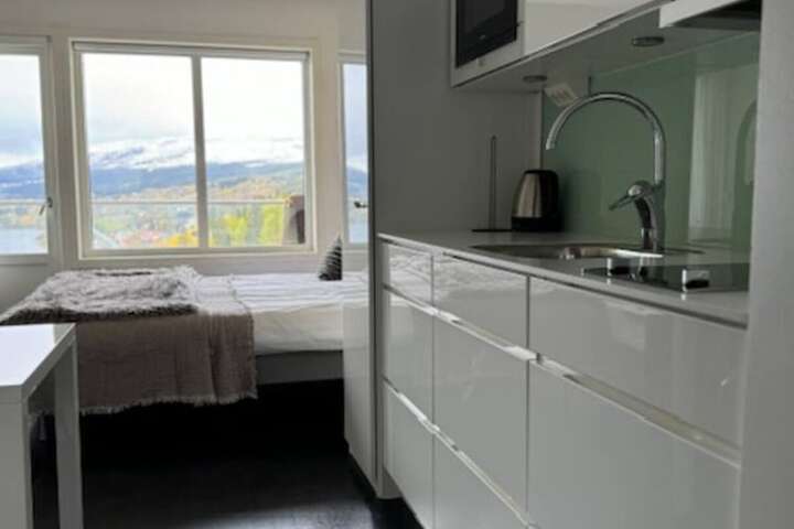 Room 611 of 865