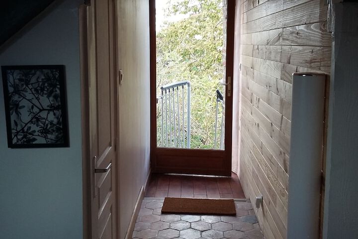 Room 19 of 31
